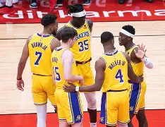 xingkong-包含从深圳男篮主帅复盘备战NBA常规赛到Faker在老鹰比赛中势不可挡，字母哥连续二十场比赛得分超过夺冠的词条